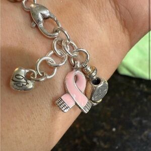 🌸Brighton pre-owned Silver Bracelet with Pink Ribbon Charm